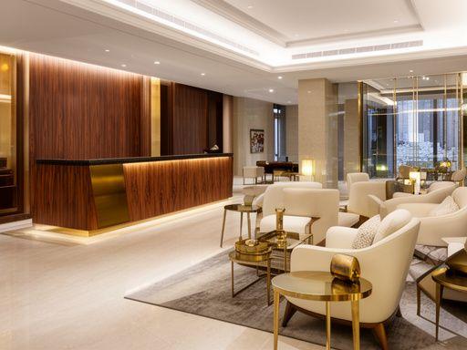 Hospitality lobby furniture suite